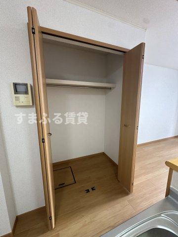 収納　同仕様　反転の場合あり