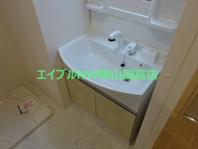 洗面設備　洗髪洗面化粧台