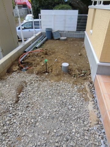 その他共有部分　駐輪スペース建設中