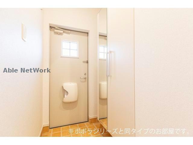 玄関　同モデル