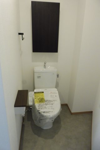 トイレ　別部屋参考写真です