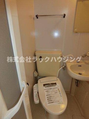 トイレ　画像と現状が異なる場合は現状優先となります。