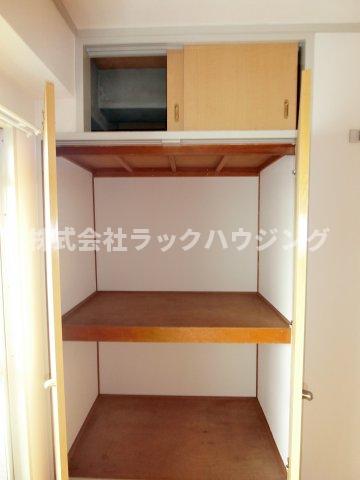収納　画像と現状が異なる場合は現状優先となります。