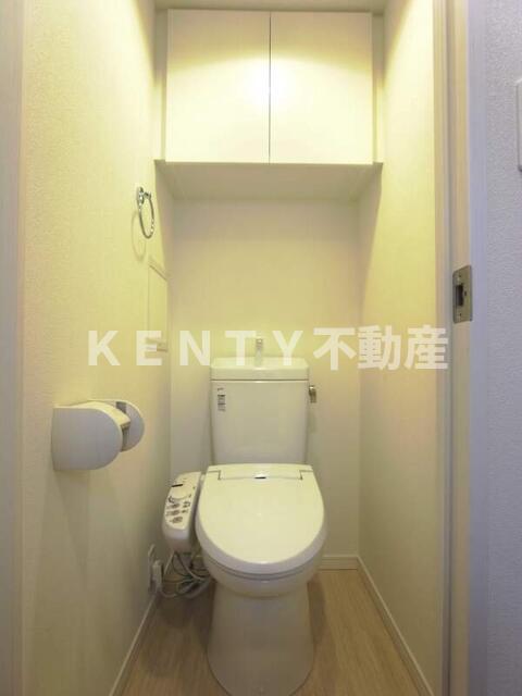 トイレ　清潔感のあるトイレです