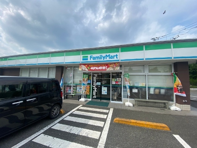 コンビニ　セブンイレブン東大和上北台駅北店（コンビニ）まで495m