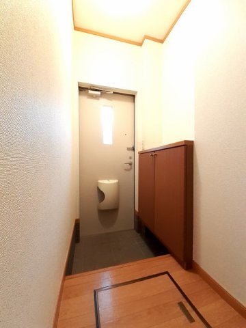 玄関　シンプルで使いやすい玄関です