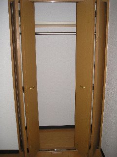 収納　クローゼット
