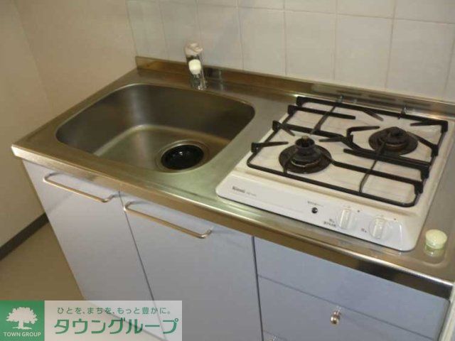 キッチン　写真は同タイプ住戸です。