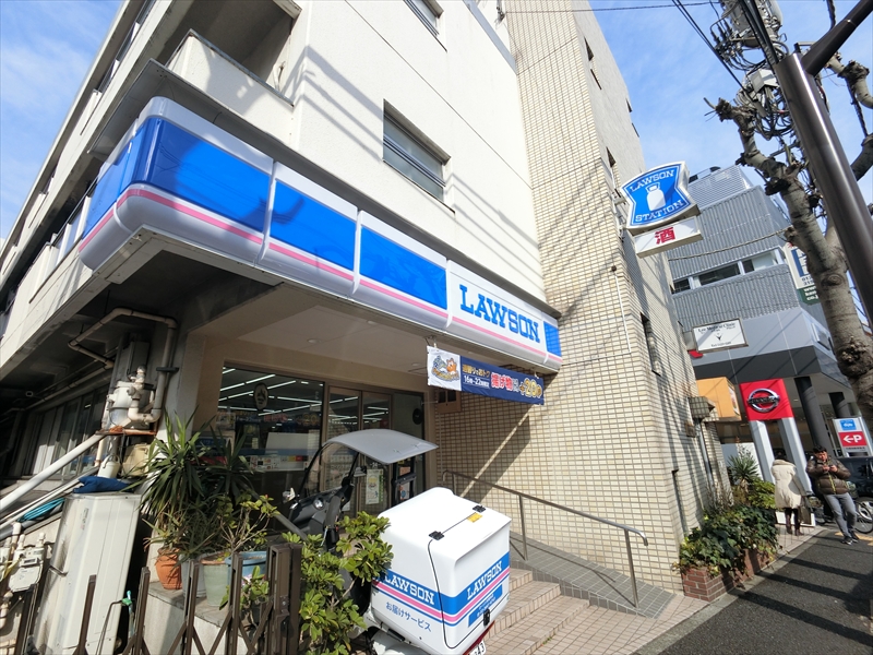 コンビニ　ローソン 天現寺店（コンビニ）まで352m