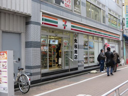 コンビニ　セブンイレブン台東上野６丁目店（コンビニ）まで83m