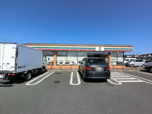 コンビニ　セブンイレブン　八街笹引店（コンビニ）まで1507m
