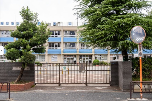 小学校　葛飾区立末広小学校（小学校）まで618m