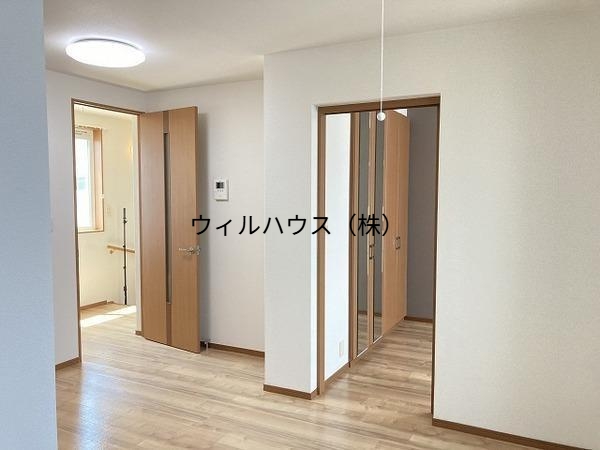 居室・リビング　室内きれいです！