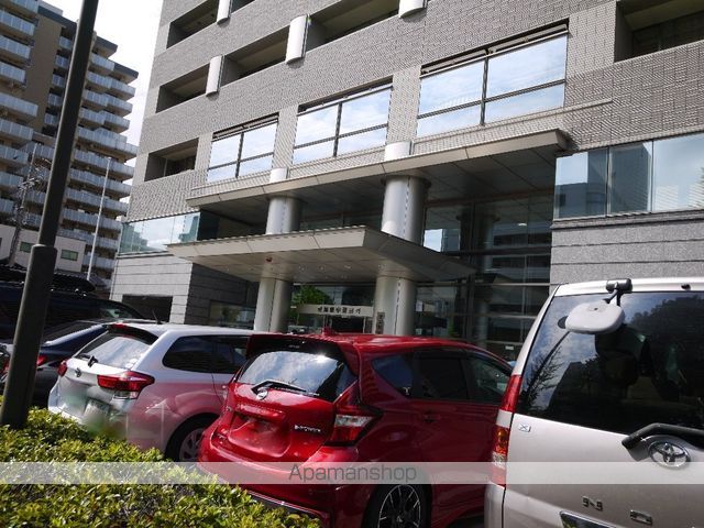 警察署・交番　中警察署（警察署・交番）まで260m
