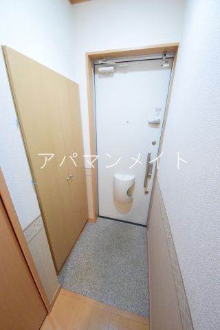 玄関　シンプルで使いやすい玄関です