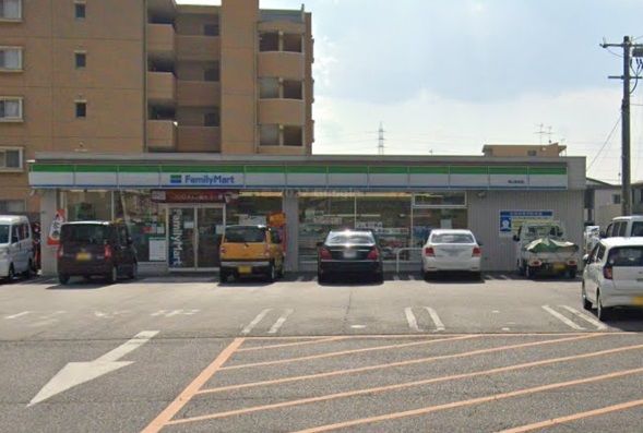 コンビニ　ファミリーマート　岡山奥田店（コンビニ）まで262m