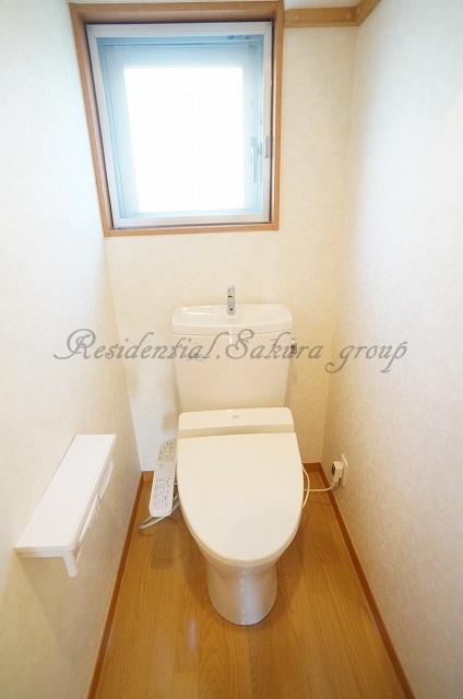 その他　嬉しい温水洗浄便座♪