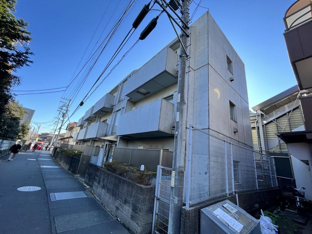 建物外観　★お部屋探しはタウンハウジング稲田堤店まで★