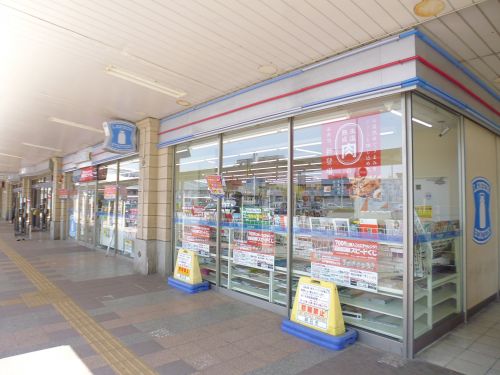 コンビニ　ローソン 西明石駅店（コンビニ）まで457m