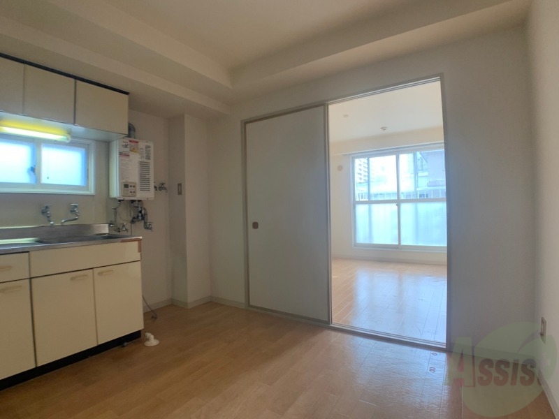居室・リビング　広くてキレイなお部屋が広がっていて、充実した生活が送れそう。
