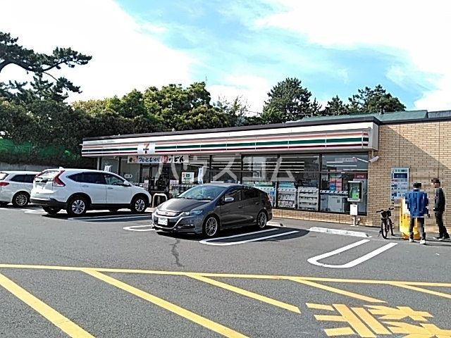 コンビニ　セブン-イレブン 茅ヶ崎緑が浜店（コンビニ）まで467m
