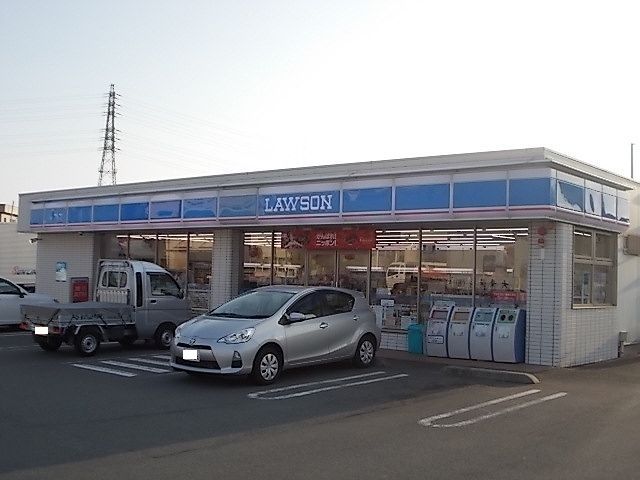 コンビニ　ローソン富士津田店（コンビニ）まで750m