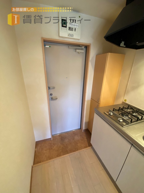 玄関　シューズボックス付き。