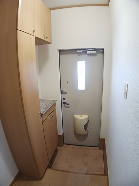 玄関　シューズボックス付きの玄関です★