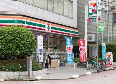 コンビニ　セブンイレブン 井荻駅北口店（コンビニ）まで326m