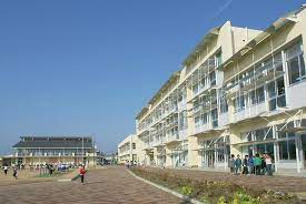 小学校　神戸市立玉津第一小学校（小学校）まで707m