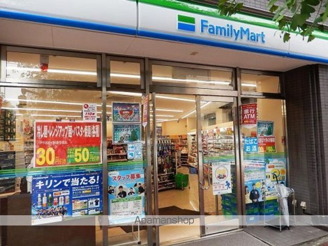 その他　【コンビニエンスストア】ファミリーマート　湯島一丁目店（その他）まで268m
