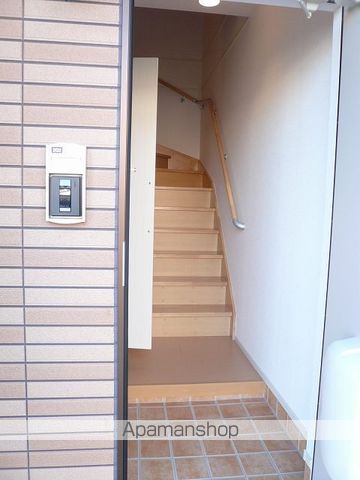 ラ・ルーチェ IIの玄関写真