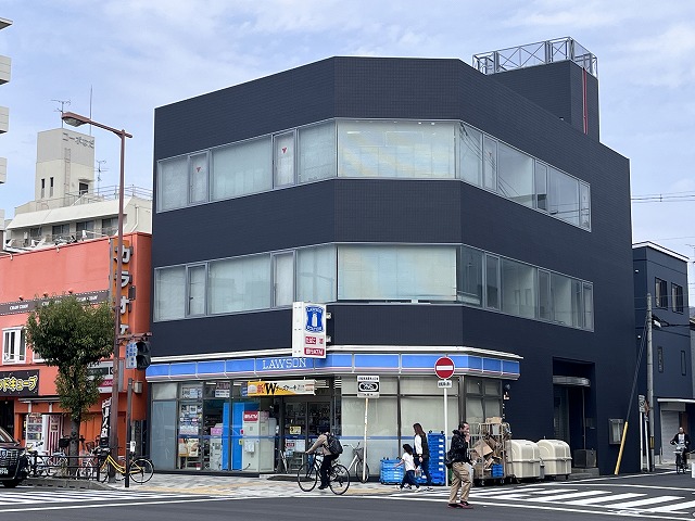 コンビニ　ローソン玉出中二丁目店（コンビニ）まで223m