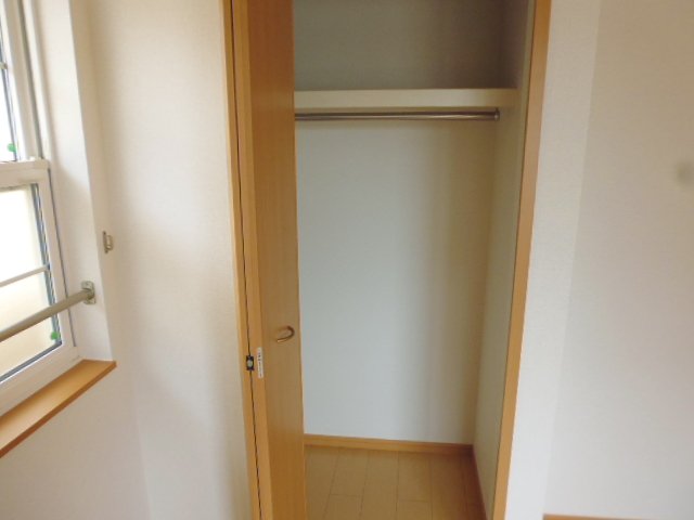 収納　クローゼット