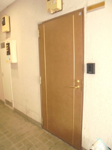 玄関　玄関外観