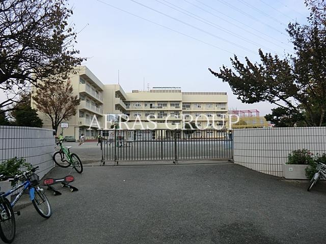 小学校　横浜市立瀬戸ヶ谷小学校（小学校）まで741m