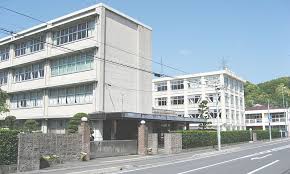 高校・高専　静岡県立静岡東高校（高校・高専）まで577m