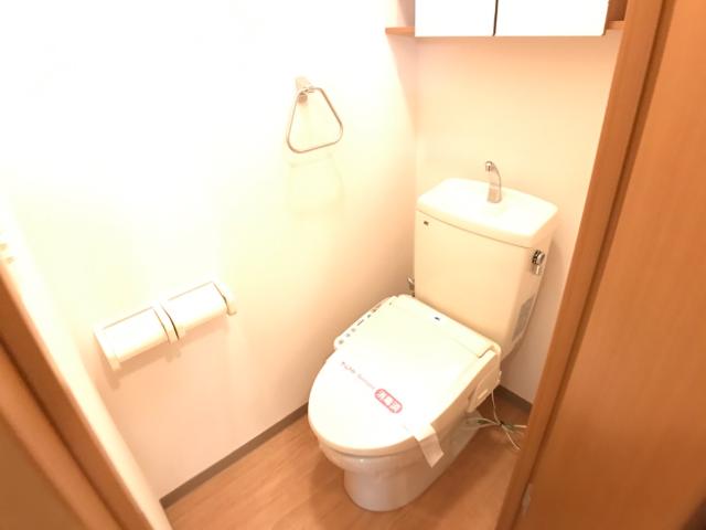 トイレ　トイレ