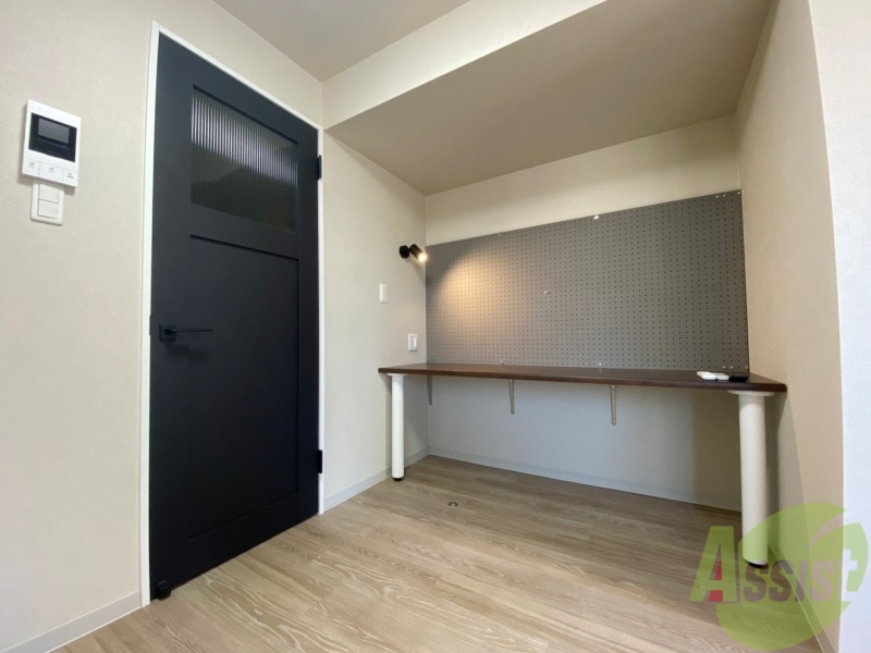 その他部屋・スペース　光が差し込む、温かみのあるお部屋です。
