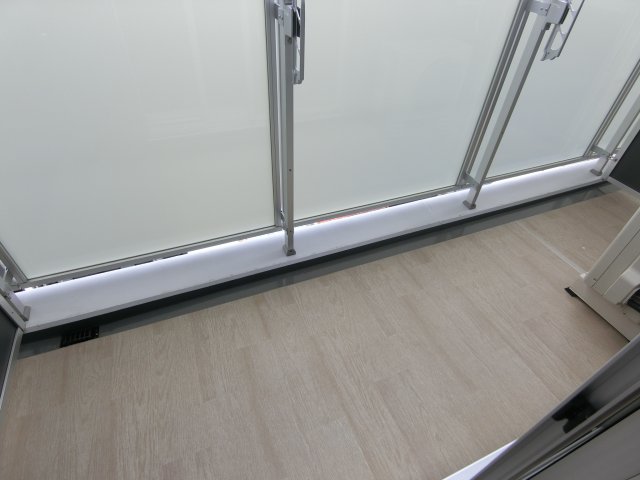バルコニー　他のお部屋の参考写真となります。