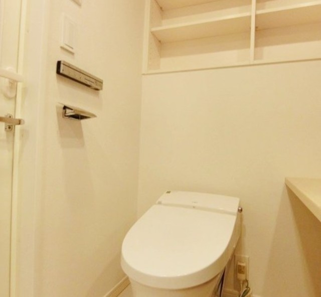 トイレ　別部屋参考写真