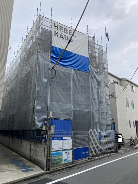 建物外観　２０２６年７月１７日撮影