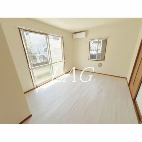 居室・リビング　洋室のお部屋です。