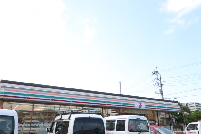 コンビニ　セブン－イレブン　柏千代田２丁目店（コンビニ）まで130m