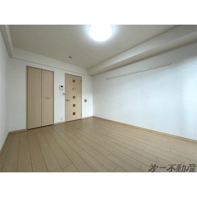 建物外観　洋室
