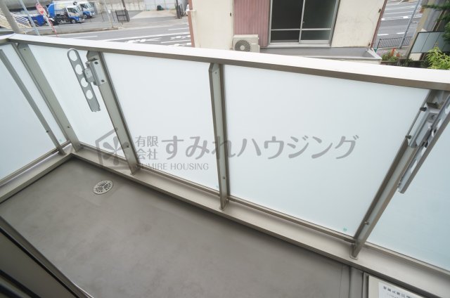 バルコニー　参考、同建物・同間取りの号室