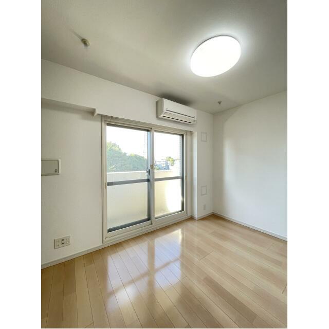 居室・リビング　同タイプ参考写真