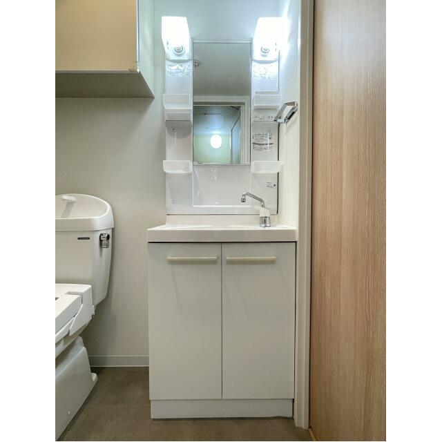洗面設備　同タイプ参考写真