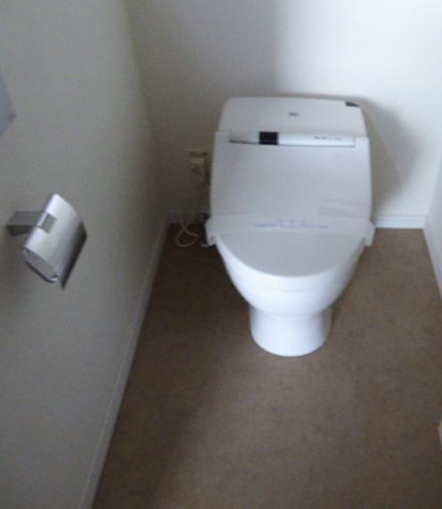 トイレ　落ち着いたトイレです