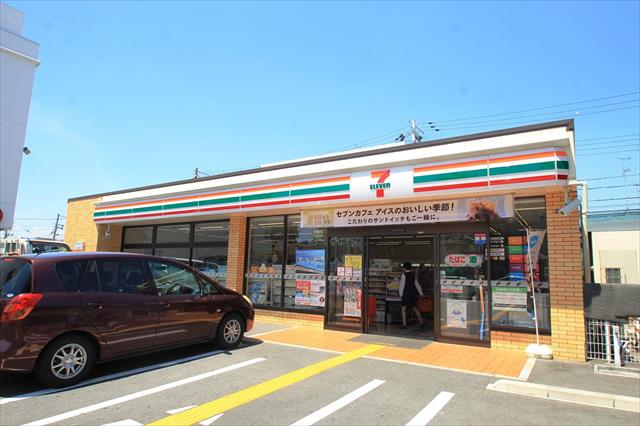 コンビニ　セブンイレブン　泉町２丁目店（コンビニ）まで150m